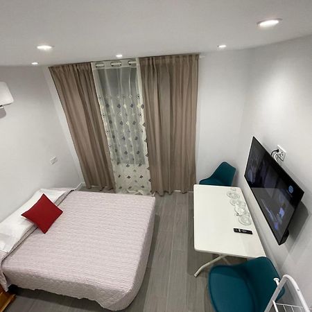 Estudios Nuevos Madrid Centro Bagian luar foto