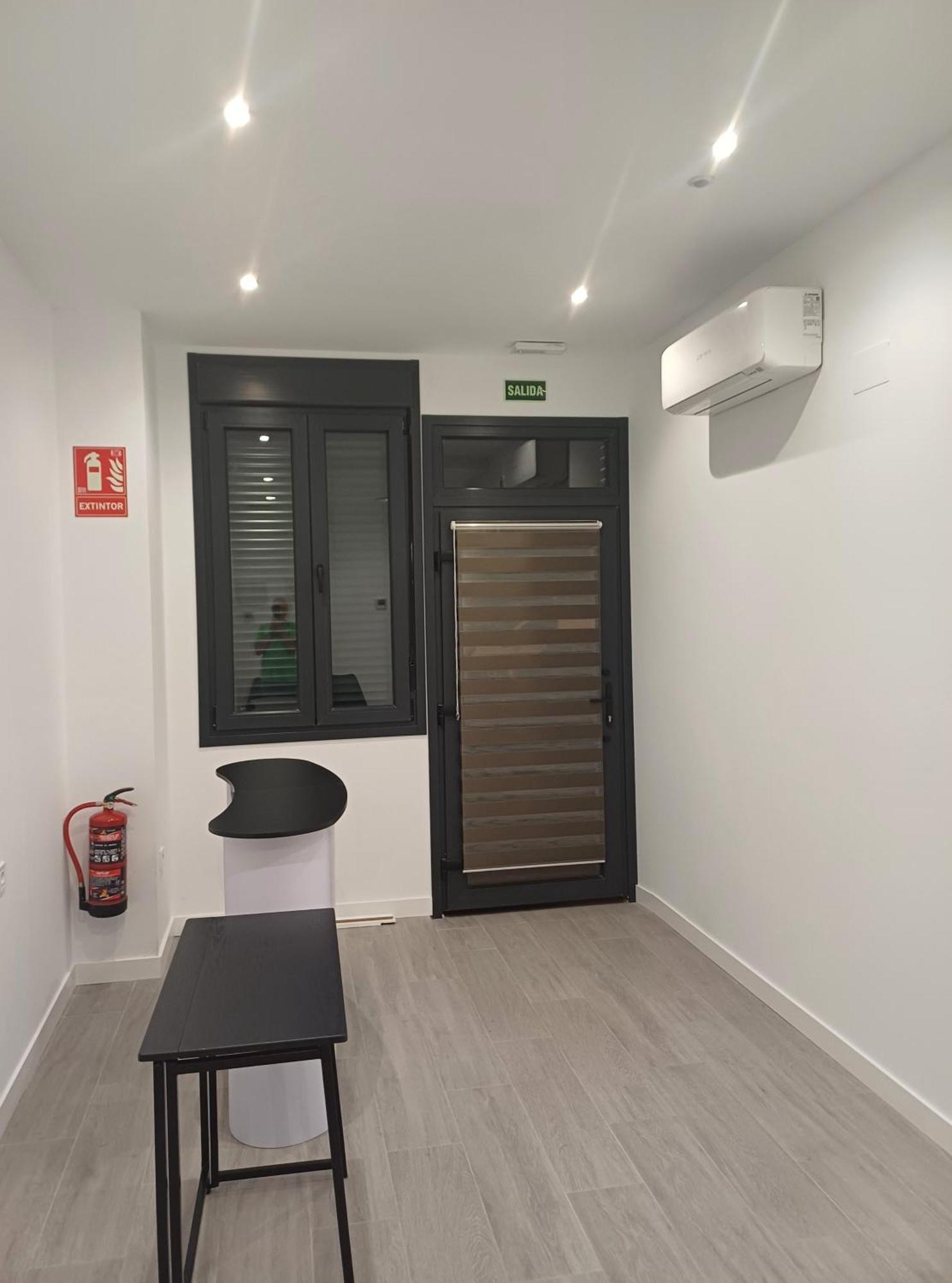Estudios Nuevos Madrid Centro Bagian luar foto